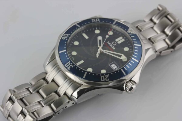Omega Seamaster Chronometer Ltd Edt James Bond 007 - Blue Dial - Reference 2226.80.00 - SOLD