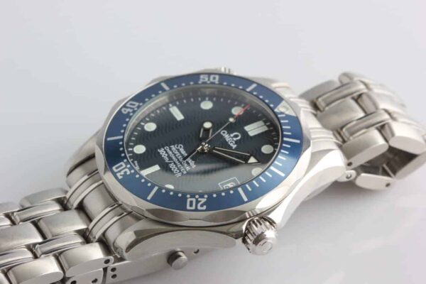 Omega Seamaster Chronometer Mid Size James Bond - Reference 2551.80.00 - SOLD