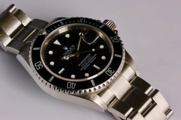 Rolex Submariner Date - Reference 16610 Z Series - SOLD