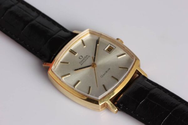 Omega 18K Vintage Dress Watch