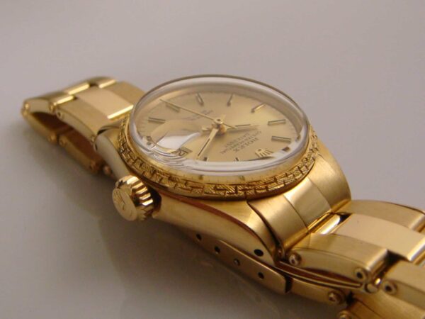 Rolex Lady Datejust 18k Yellow Gold - Circa 1969 - SOLD